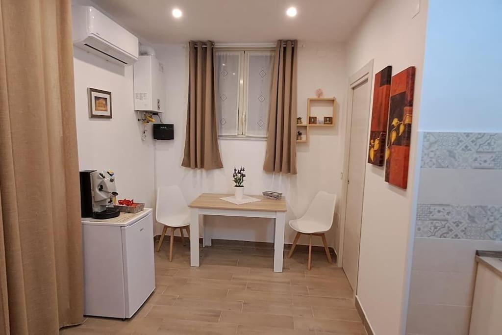Casetta Dante 130 ปาแลร์โม ภายนอก รูปภาพ